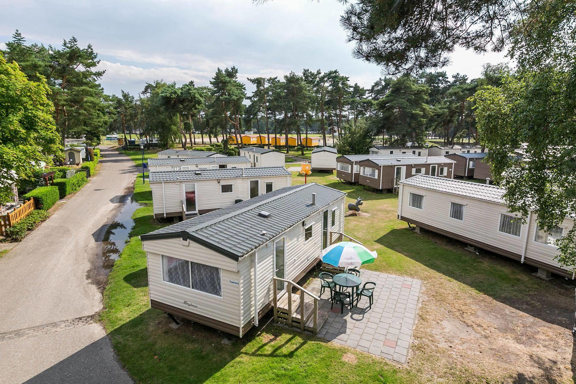 Camping Blauwe Meer Nv Hotel ลอมเมล ภายนอก รูปภาพ
